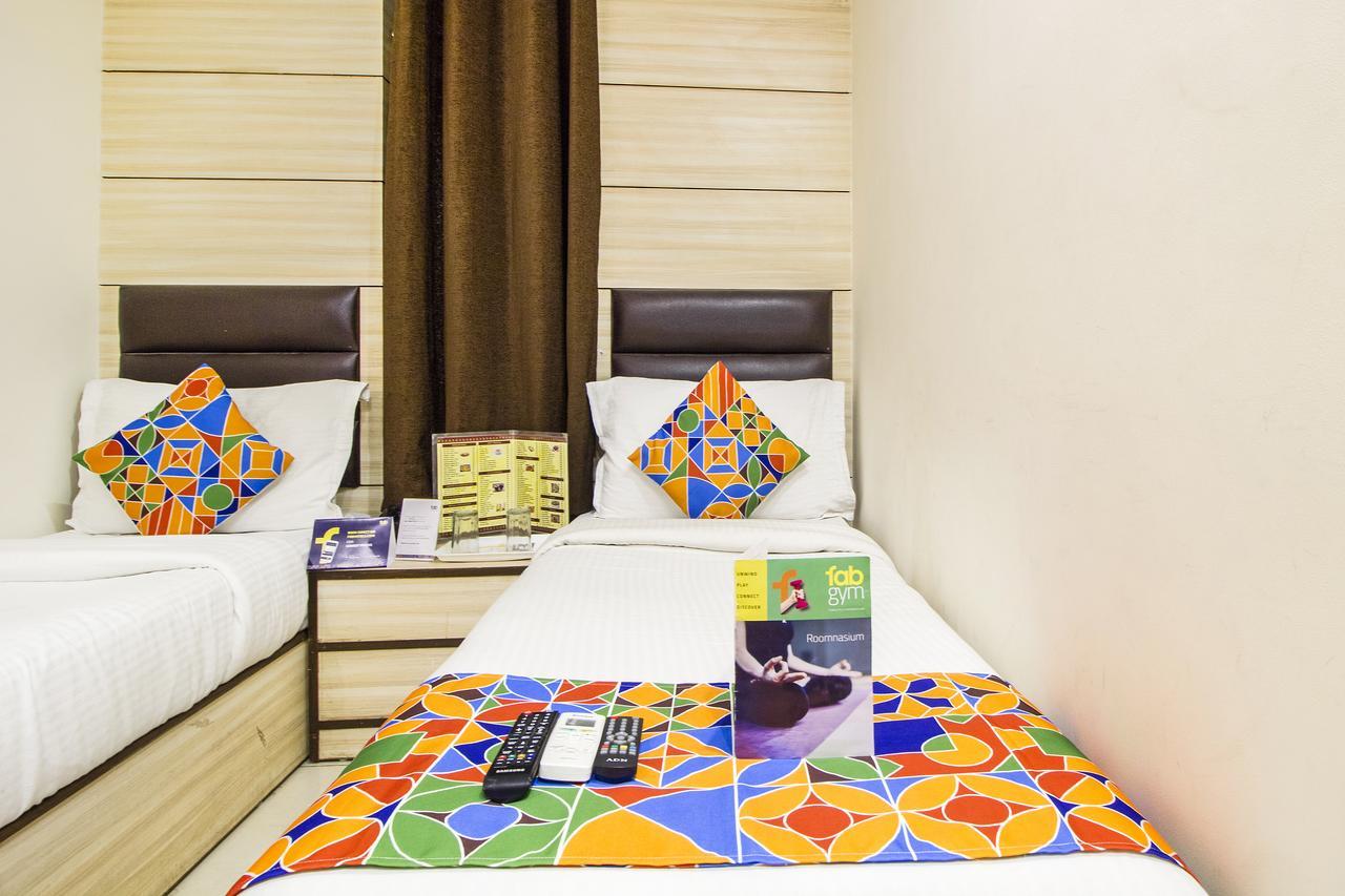 Fabexpress Le Continental Paharganj New Delhi Hotel Bagian luar foto