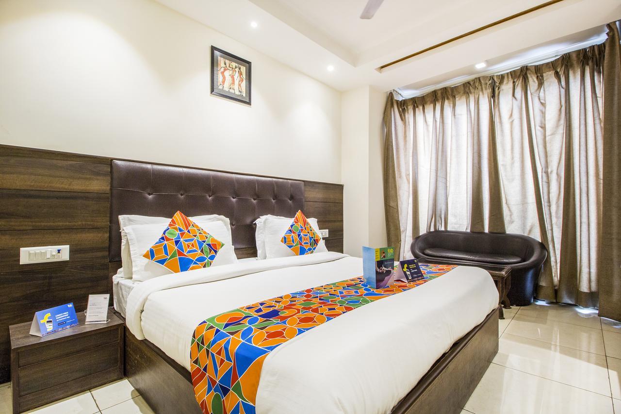 Fabexpress Le Continental Paharganj New Delhi Hotel Bagian luar foto