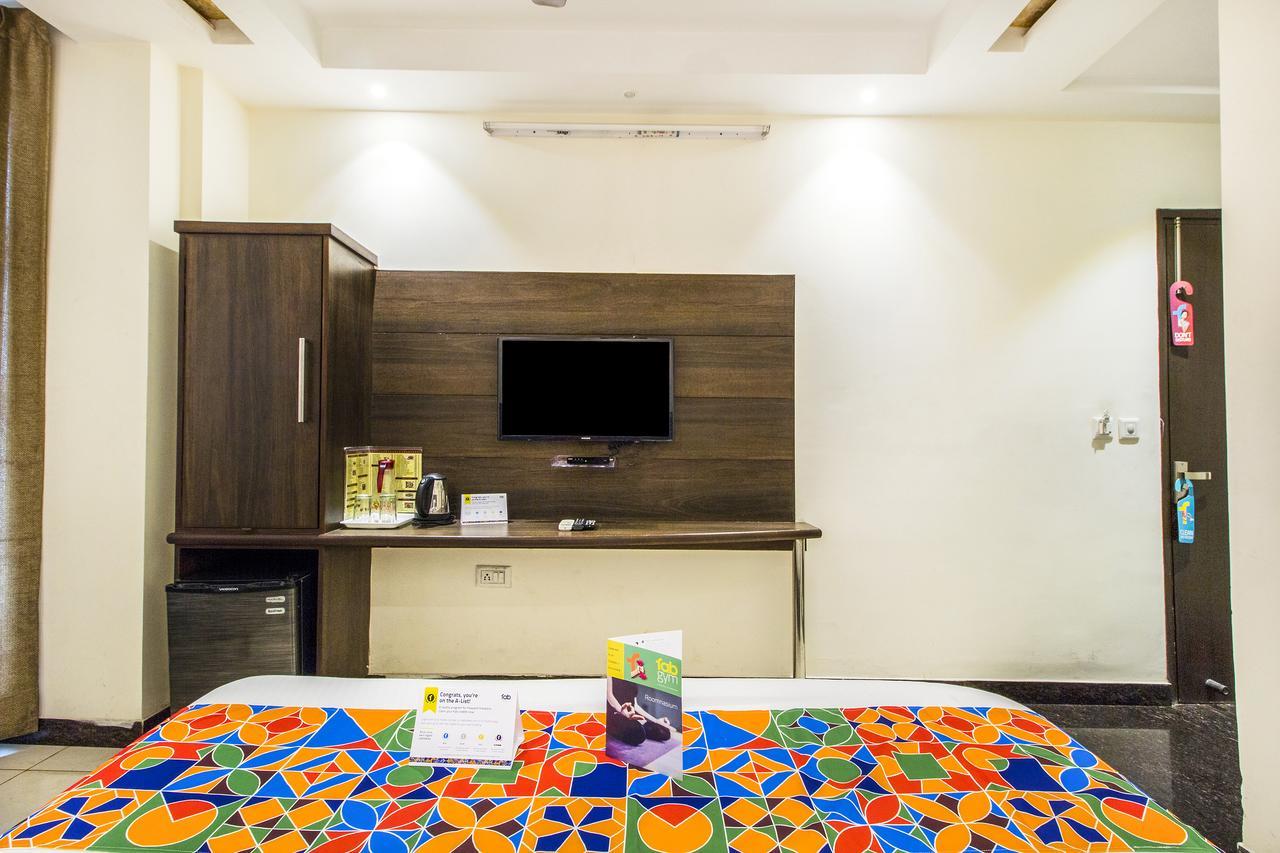 Fabexpress Le Continental Paharganj New Delhi Hotel Bagian luar foto