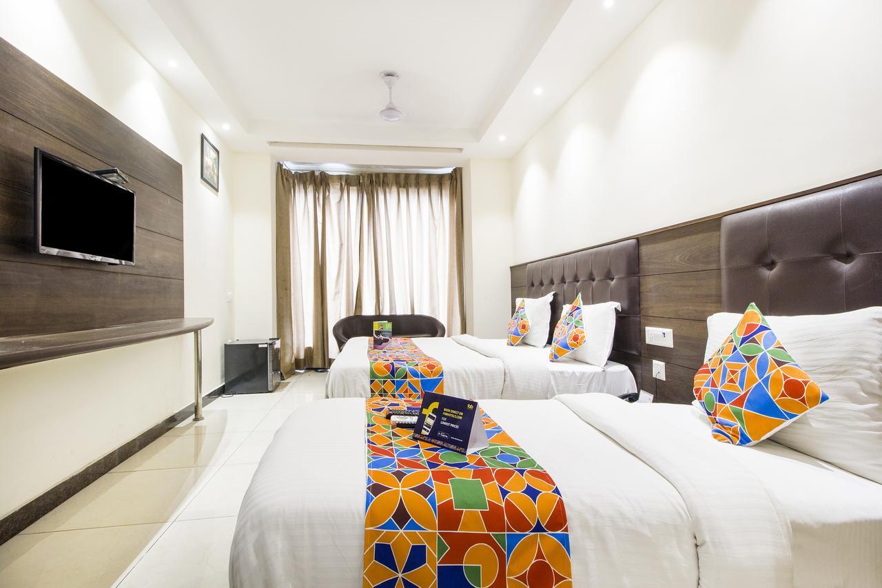 Fabexpress Le Continental Paharganj New Delhi Hotel Bagian luar foto