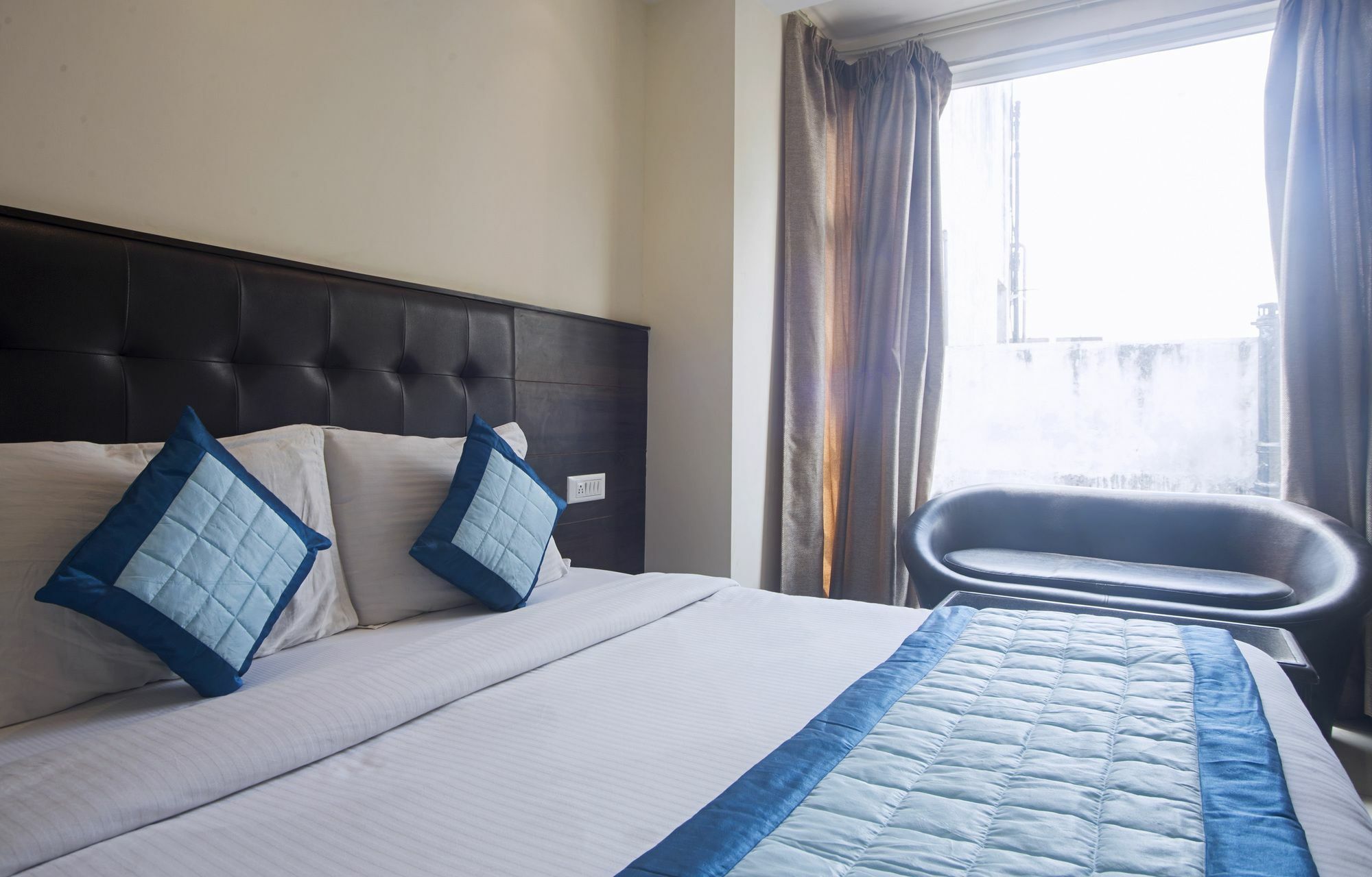 Fabexpress Le Continental Paharganj New Delhi Hotel Bagian luar foto
